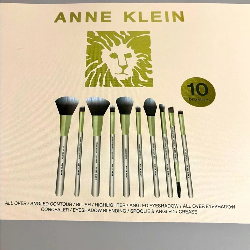 Anne Klein Makeup Brush Collection